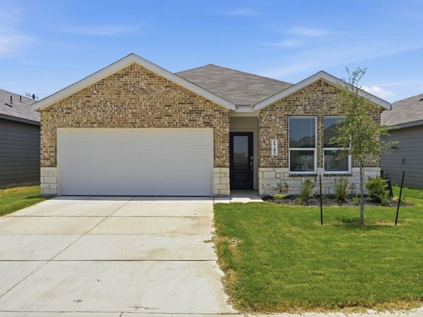 5743 Musquiz Ridge, Seguin, TX 78155