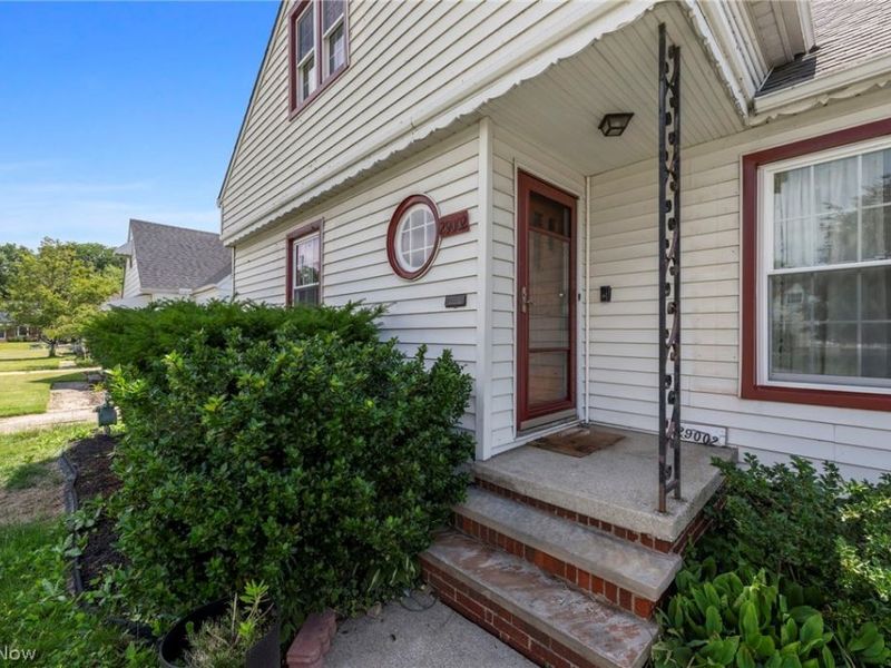 29002 Foxboro Street, Willowick, OH 44095 Photo 5