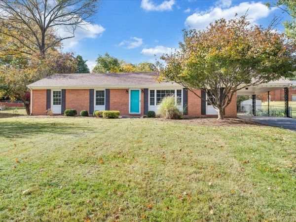 3565 Colony LN, Roanoke, VA 24018