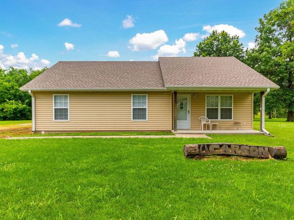 1409 Sannebeck Drive, Mexico, MO 65265