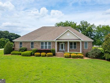 563 Martin Road, Talmo, GA 30575