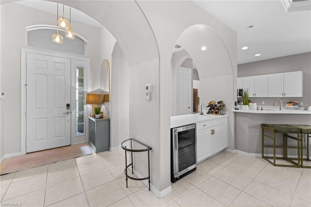 4208 Hampton Ln , Naples, FL 34119 Photo