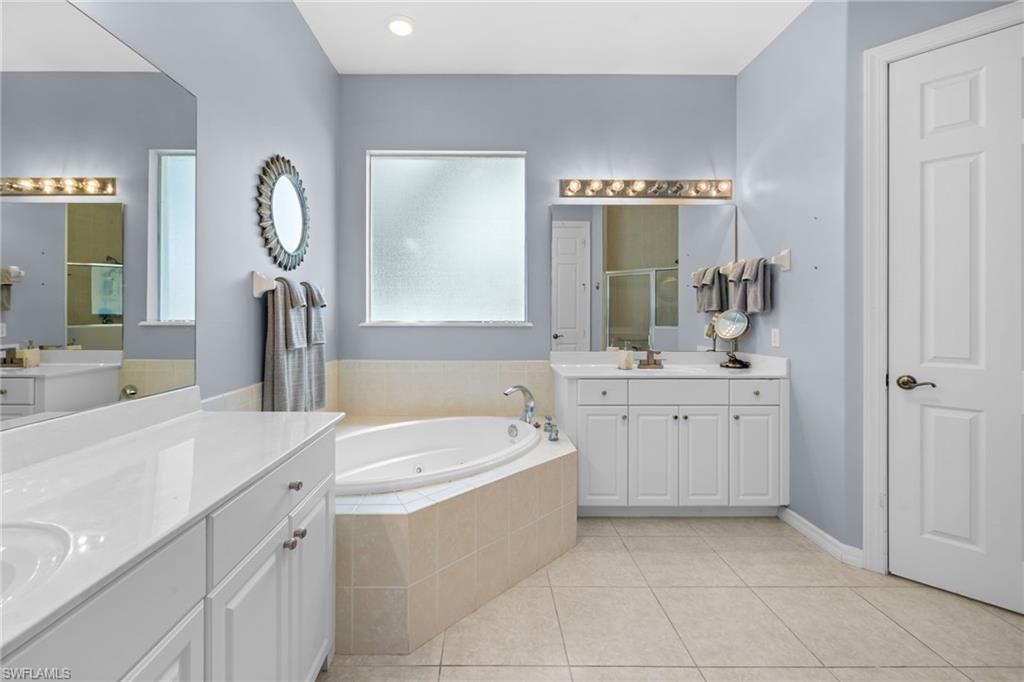 4208 Hampton Ln , Naples, FL 34119 Photo