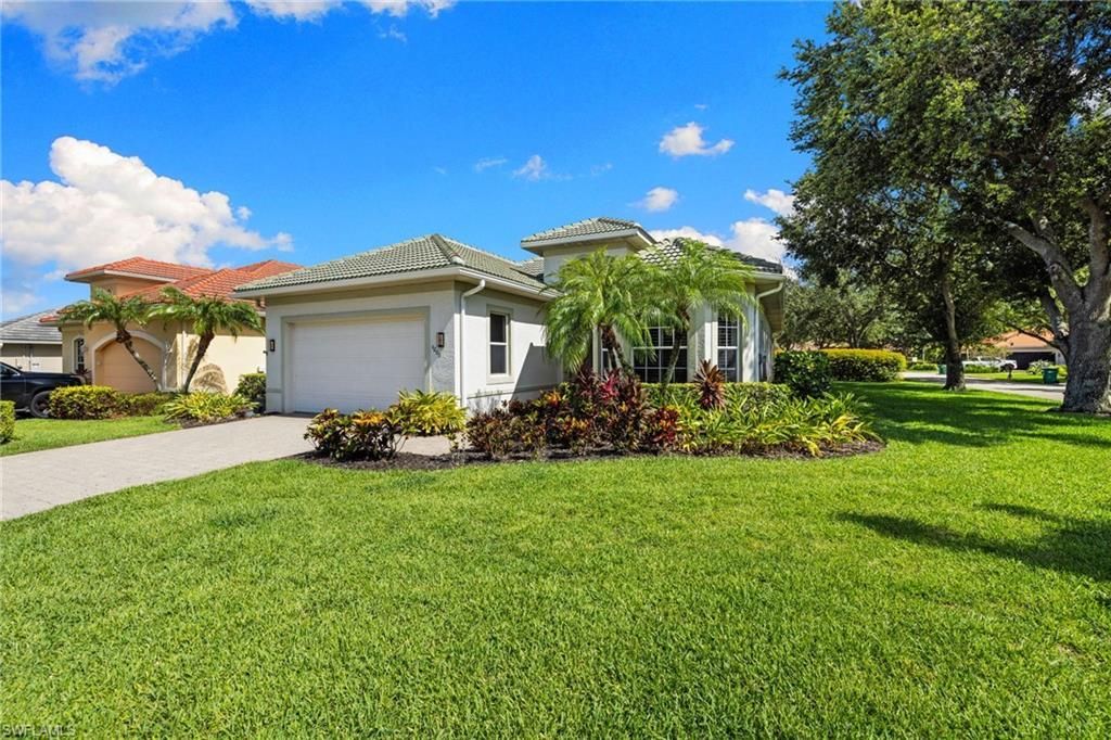 4208 Hampton Ln , Naples, FL 34119 Photo