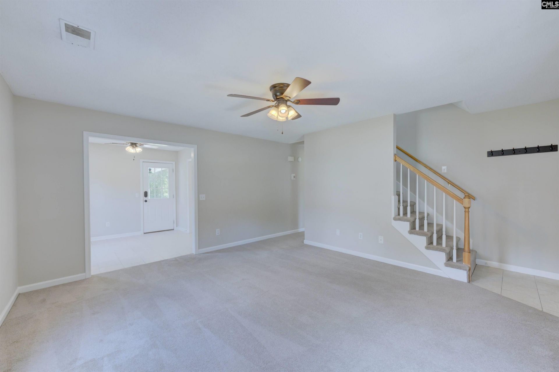 3931 Timberlane Drive  Photo 4