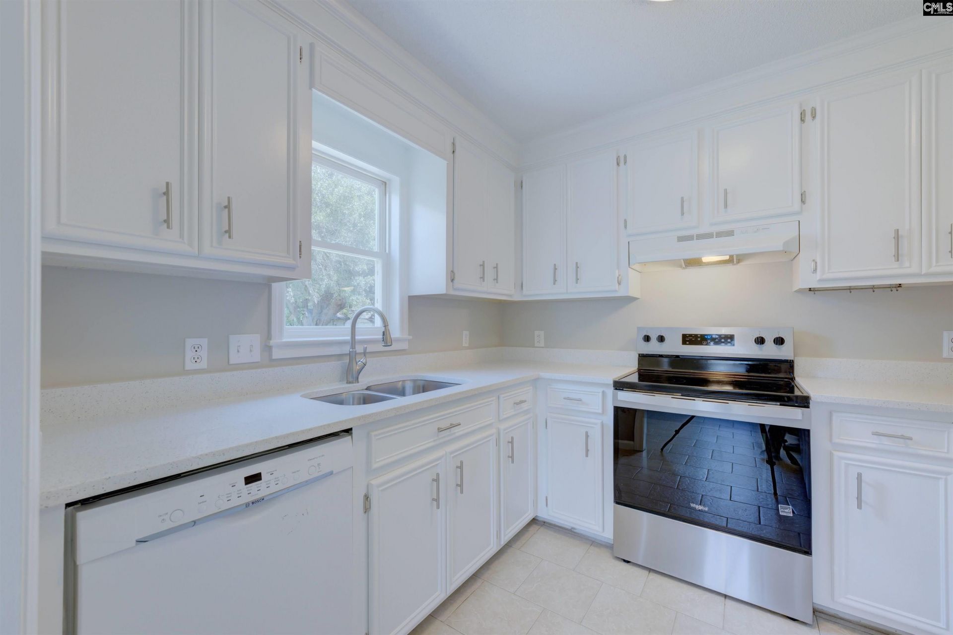 3931 Timberlane Drive  Photo 6