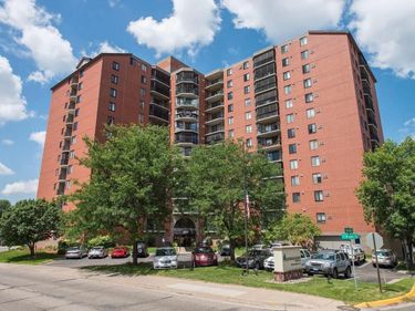 6500 Woodlake Drive, Unit 313, Richfield, MN 55423