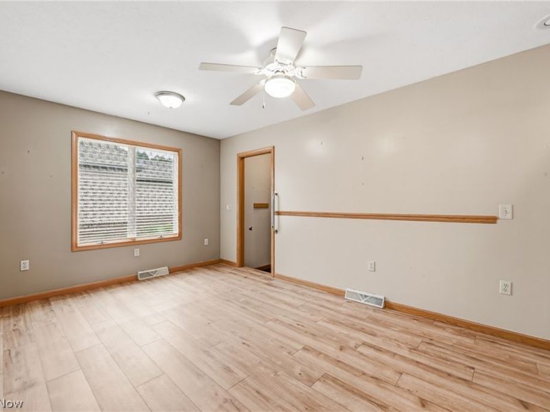 1453 Tripodi Circle, Unit C, Niles, OH 44446 Photo 17