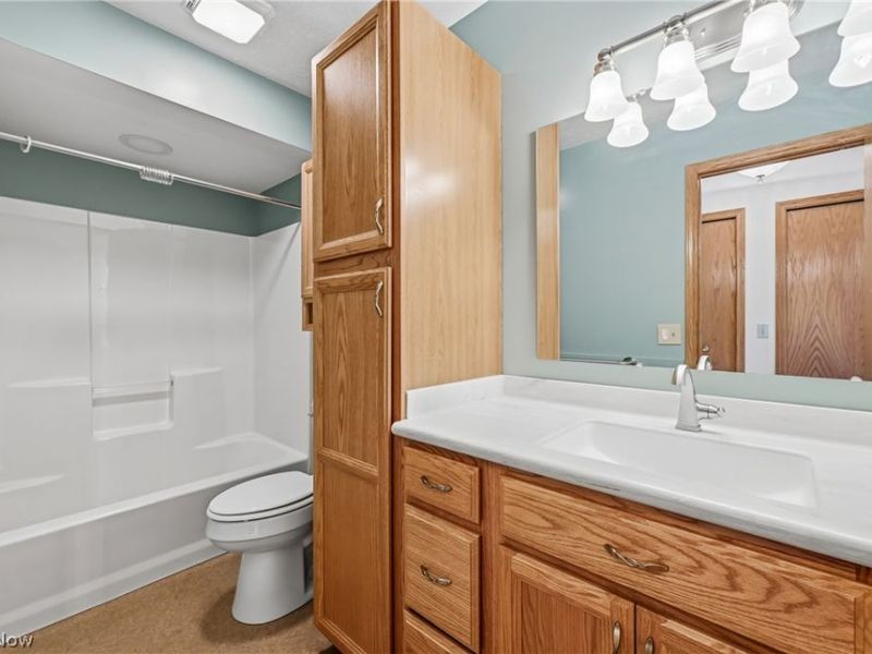 1453 Tripodi Circle, Unit C, Niles, OH 44446 Photo 22
