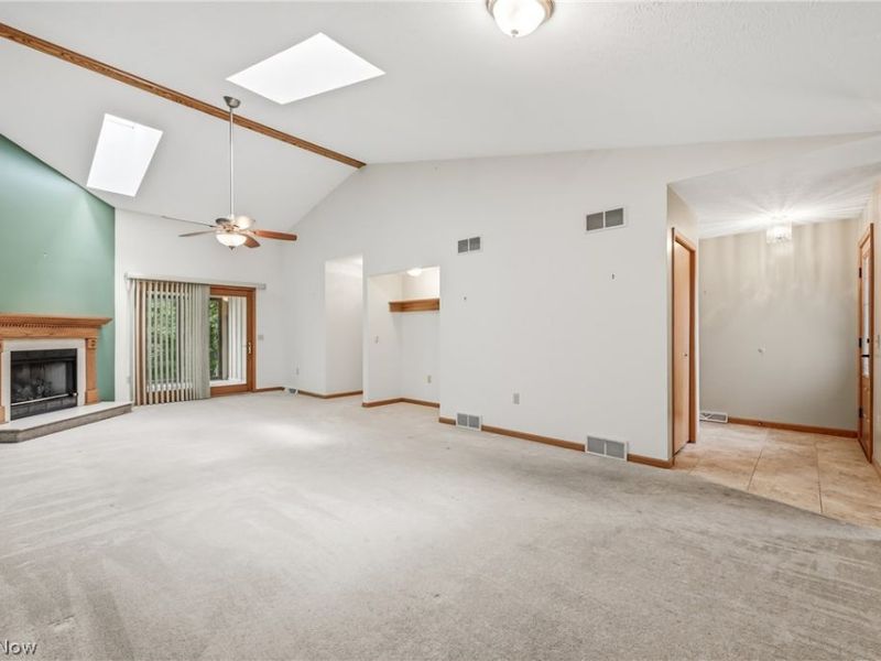 1453 Tripodi Circle, Unit C, Niles, OH 44446 Photo 8