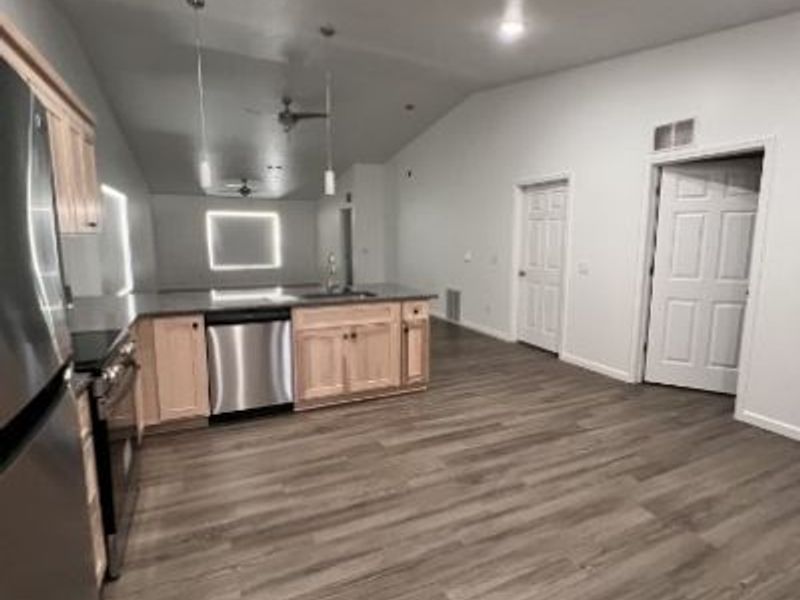 212 S Taylor, Holmesville, OH 44633 Photo 9