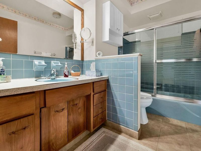 1406 Fahlander Drive N, Columbus, OH 43229 Photo 17