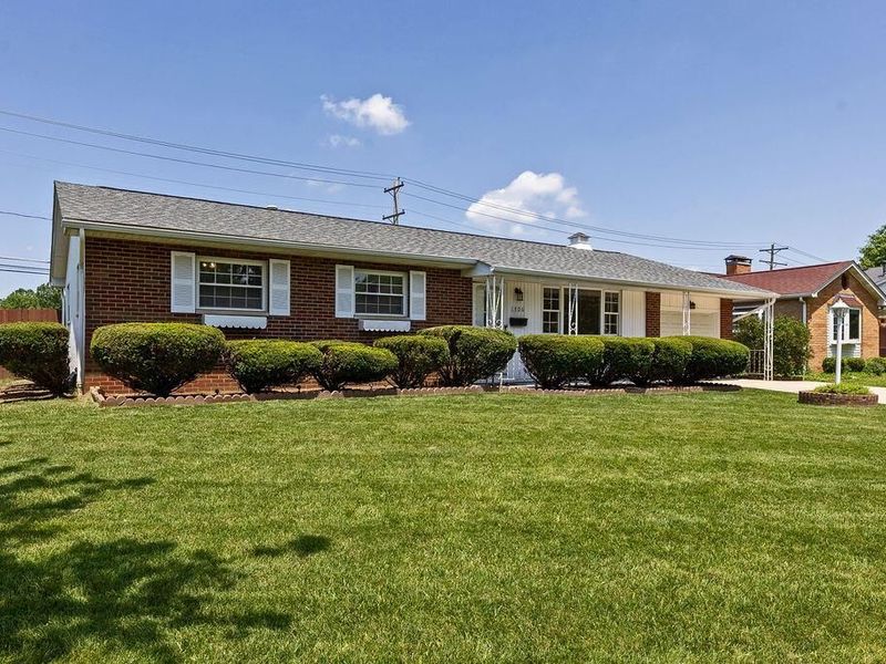 1406 Fahlander Drive N, Columbus, OH 43229 Photo 4