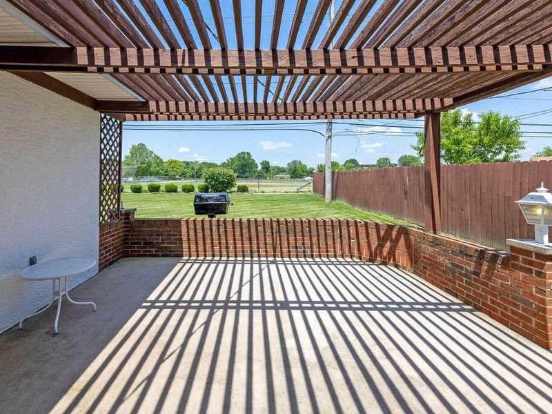 1406 Fahlander Drive N, Columbus, OH 43229 Photo 49