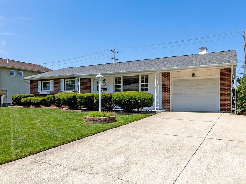 1406 Fahlander Drive N, Columbus, OH 43229 Photo 5