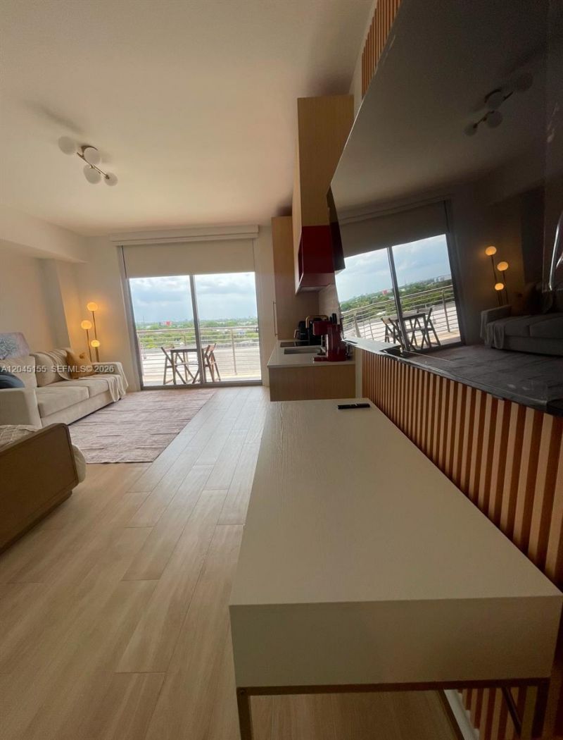 90 NE 32, Unit 819, Miami, FL 33137 Photo