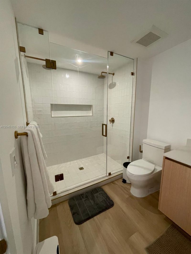 90 NE 32, Unit 819, Miami, FL 33137 Photo