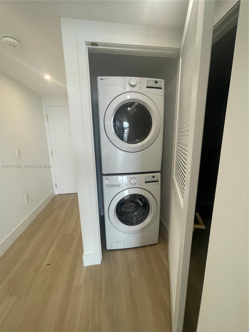 90 NE 32, Unit 819, Miami, FL 33137 Photo