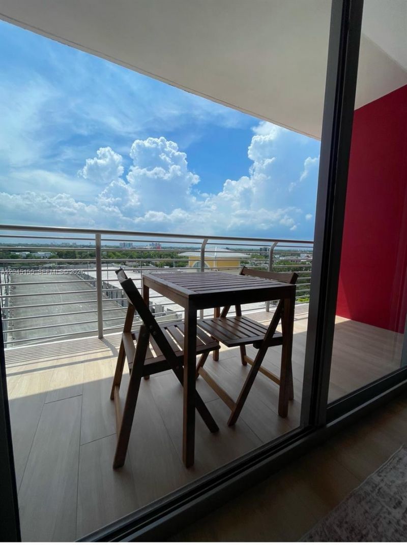 90 NE 32, Unit 819, Miami, FL 33137 Photo