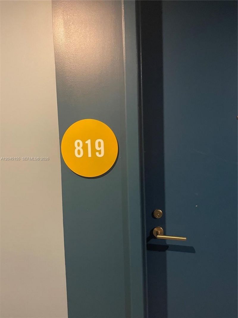 90 NE 32, Unit 819, Miami, FL 33137 Photo