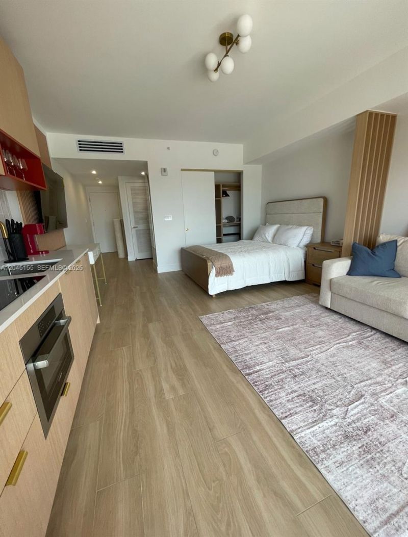 90 NE 32, Unit 819, Miami, FL 33137 Photo