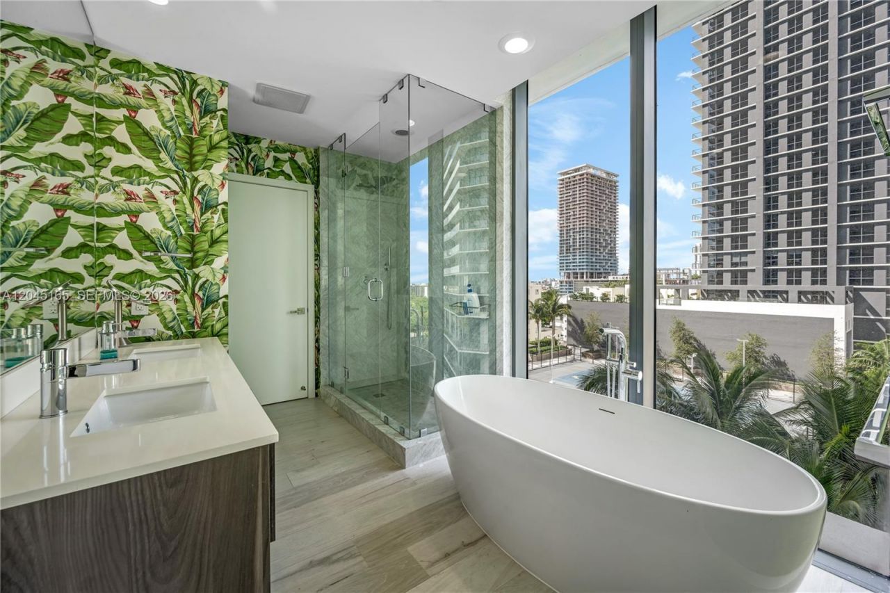 480 NE 31st St , Unit 907, Miami, FL 33137 Photo