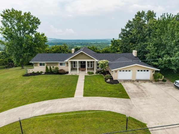 214 Crestwood Drive, Waverly, OH 45690