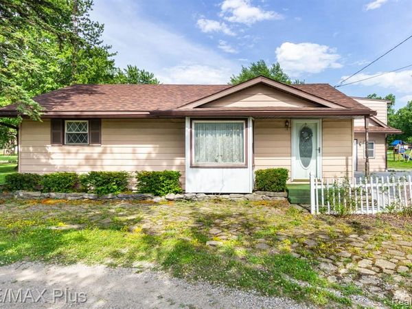 3350 N Belsay Road E, Genesee Twp, MI 48506