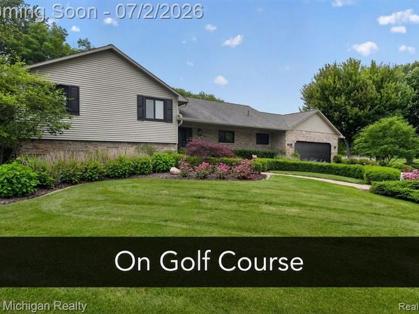 1325 Birdie Court, Linden, MI 48451