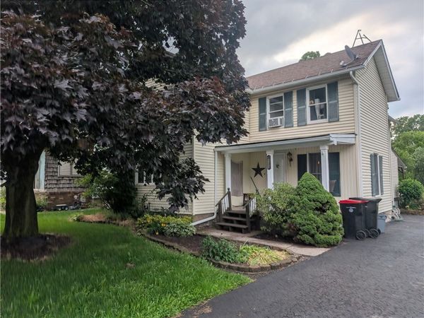8133 State Street, Gasport, NY 14067