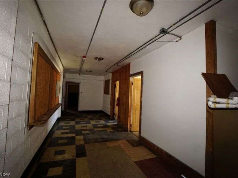 10004 Union Avenue, Cleveland, OH 44105 Photo 9