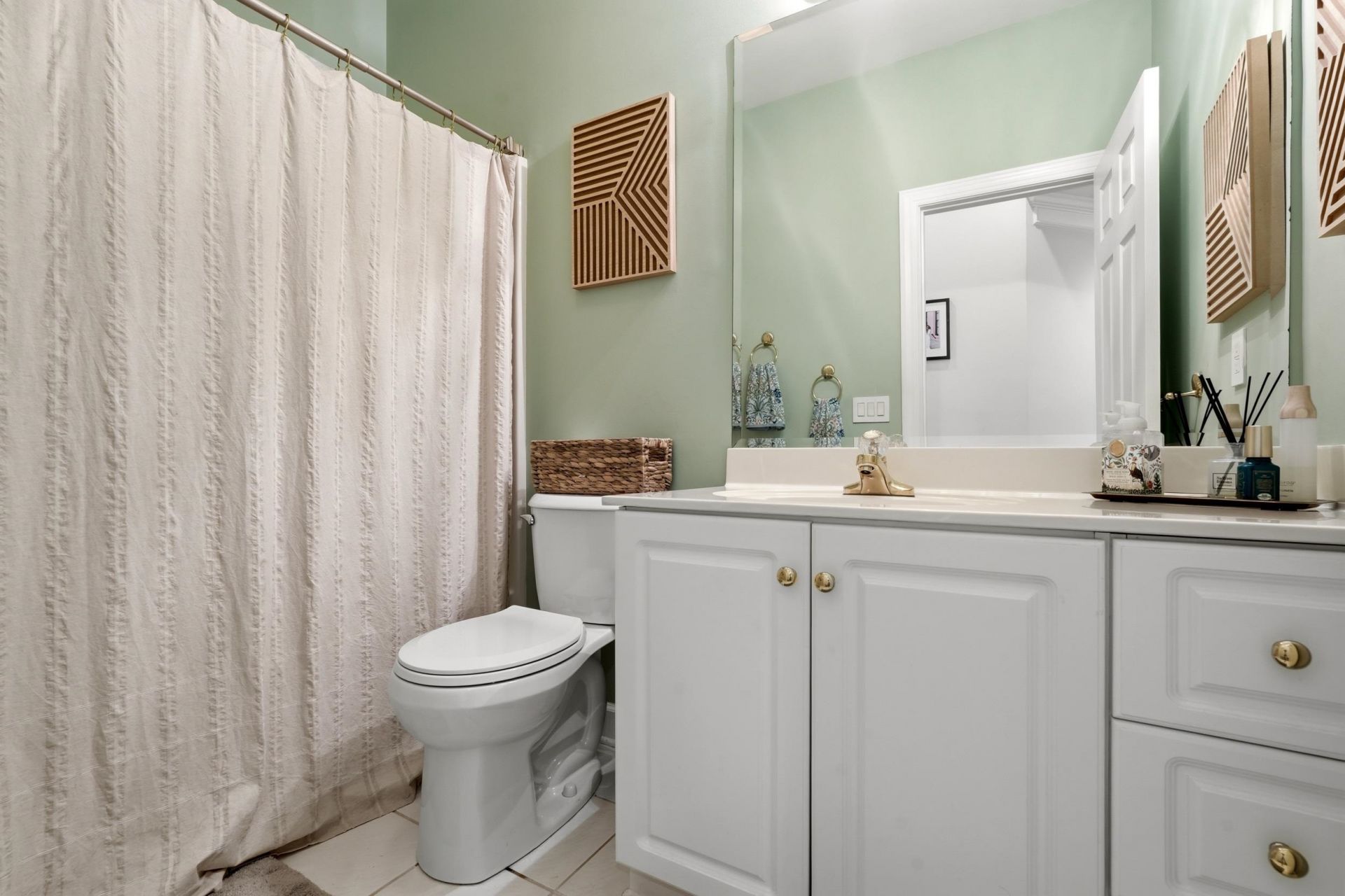 510 Allspice Ln. Photo 17