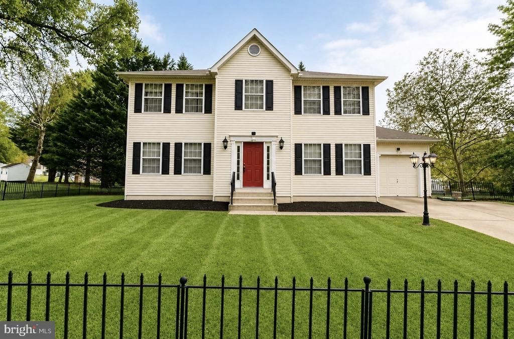 1111 Kings Heather Drive, Bowie, MD 20721 Main Photo