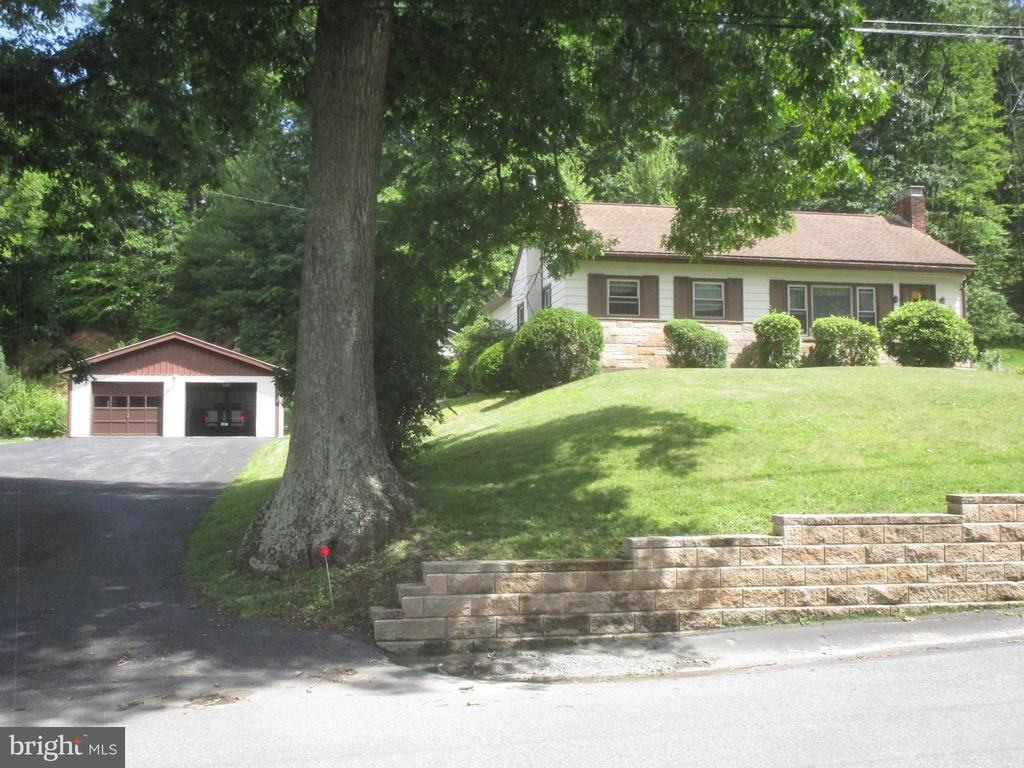 188 OLD ROUTE 26 , EVERETT, PA 15537