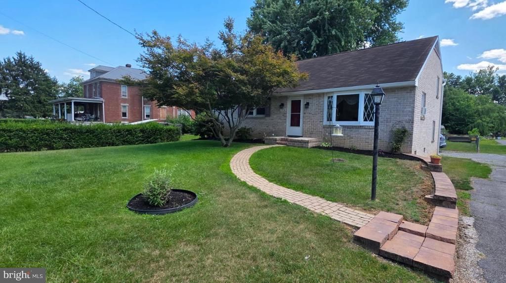 11456 OLD ROUTE SIXTEEN , WAYNESBORO, PA 17268