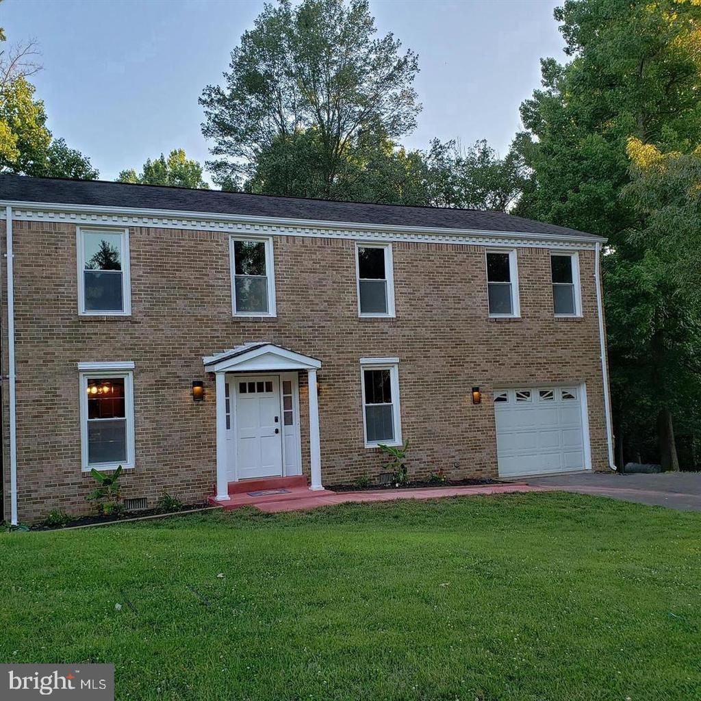 1113 E PATUXENT DRIVE , LA PLATA, MD 20646