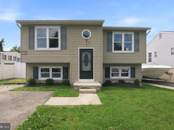 1115 HOTEL DRIVE, PASADENA, MD 21122