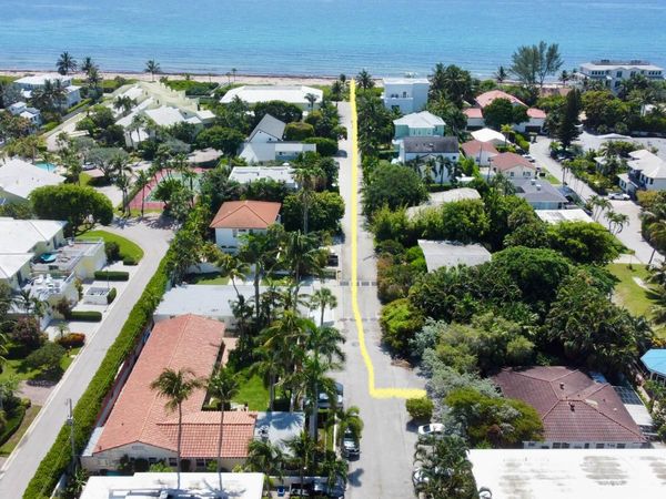 14 Tropical Drive, Ocean Ridge, FL 33435