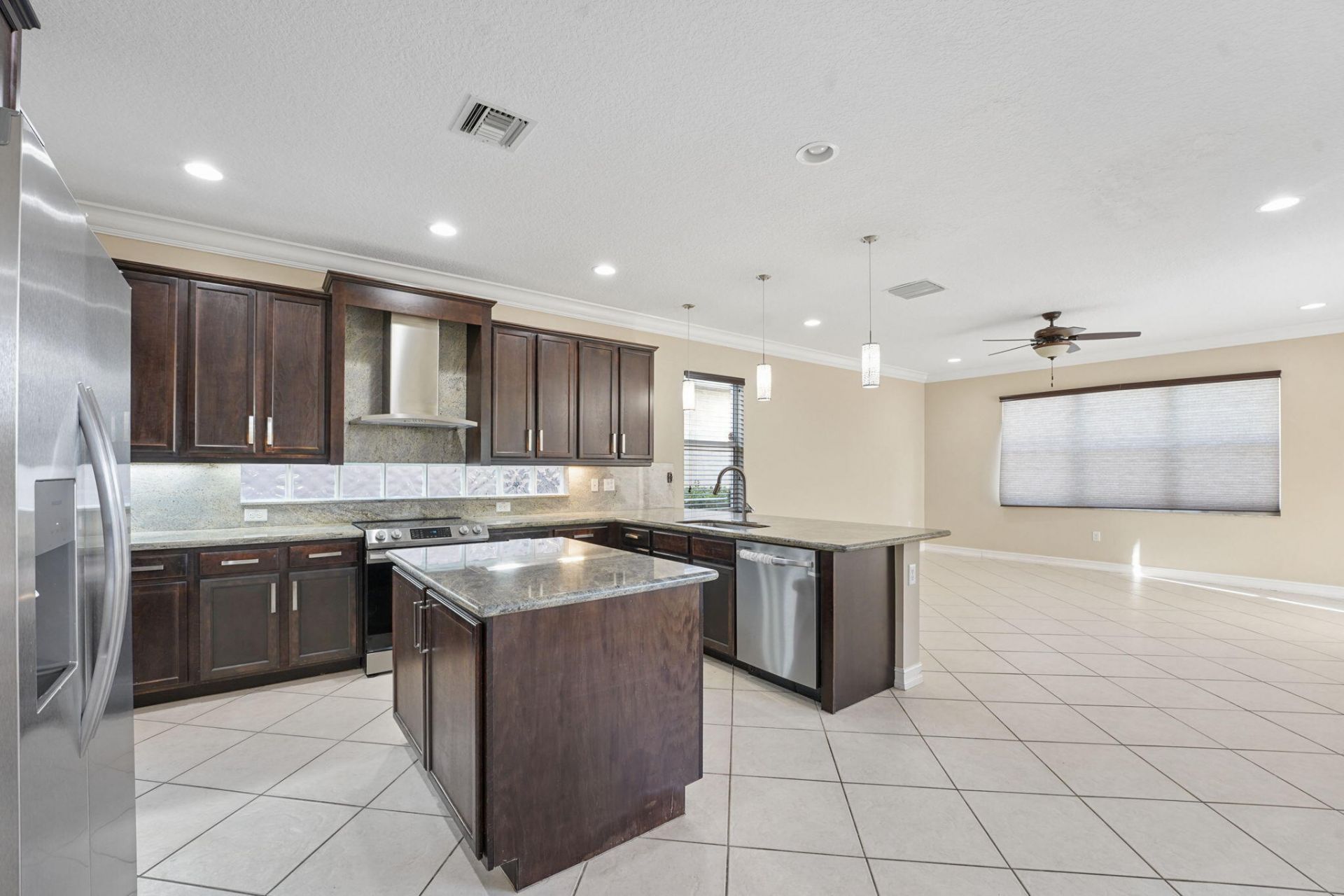 8256 Savara Streams Lane, Boynton Beach, FL 33473 Photo