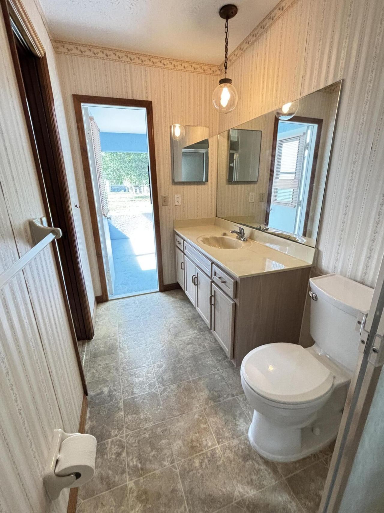337 NW Tyler Avenue, Port Saint Lucie, FL 34983 Photo