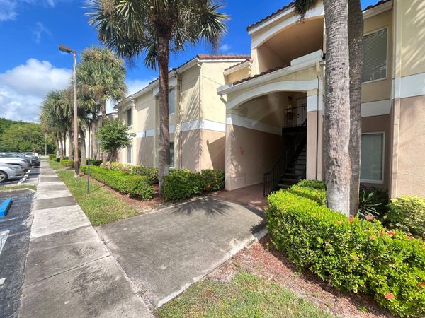 815 W Boynton Beach Boulevard, Unit 1-106, Boynton Beach, FL 33426
