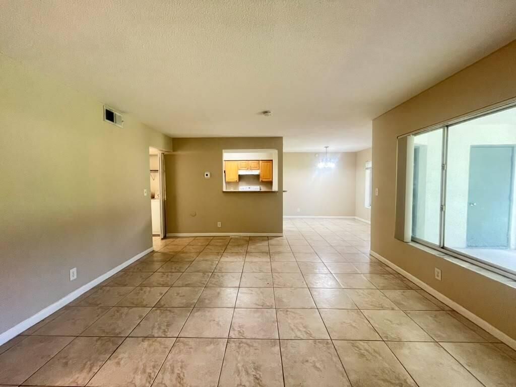 815 W Boynton Beach Boulevard, Unit 1-106, Boynton Beach, FL 33426 Photo