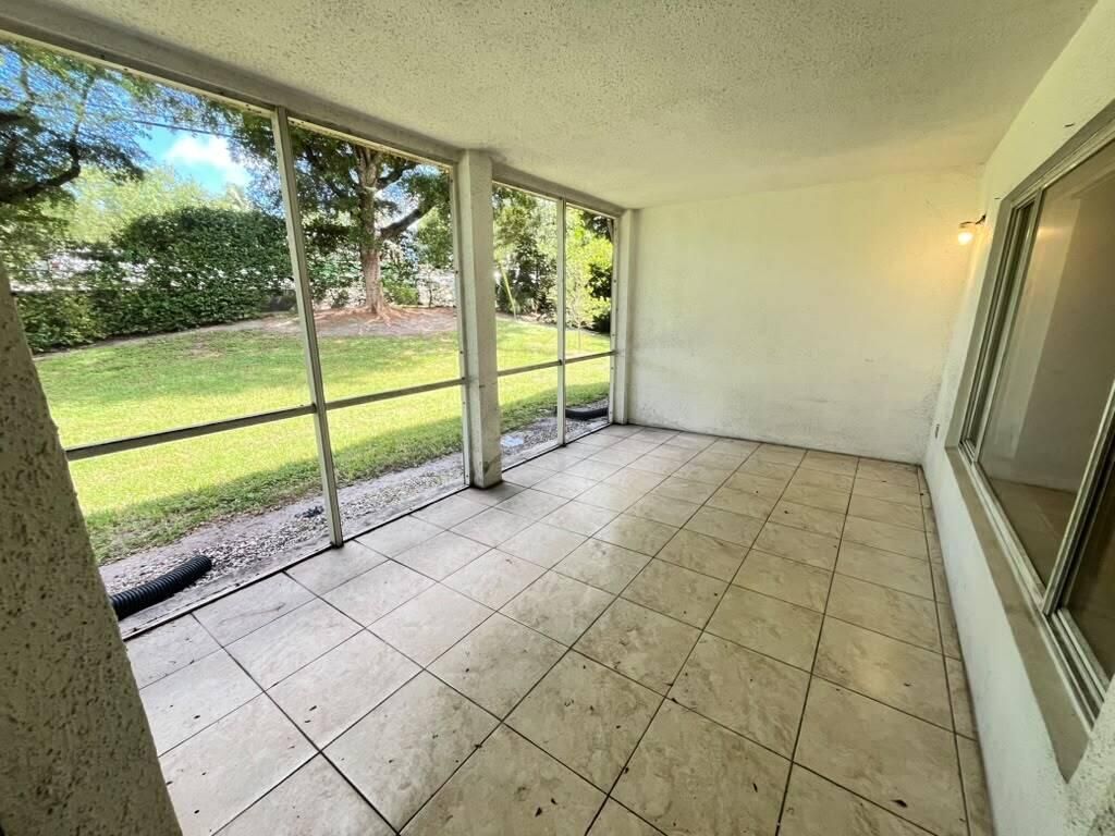 815 W Boynton Beach Boulevard, Unit 1-106, Boynton Beach, FL 33426 Photo
