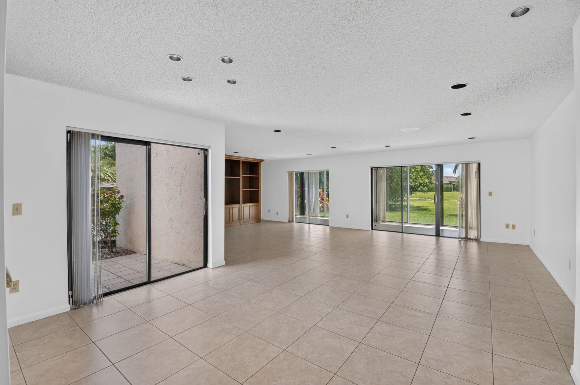 9264 Vista Del Lago, Unit 24-a, Boca Raton, FL 33428 Photo