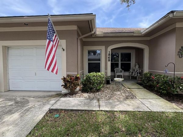 1868 S Dovetail Drive, Unit C2, Fort Pierce, FL 34982