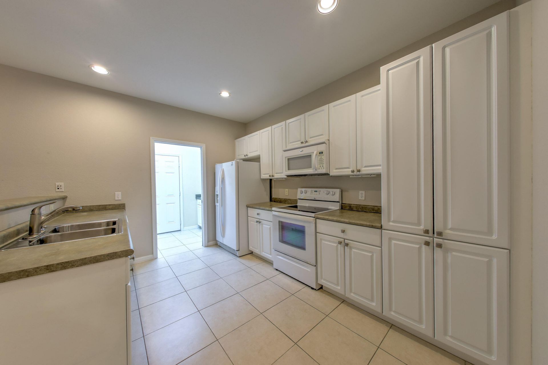1868 S Dovetail Drive, Unit C2, Fort Pierce, FL 34982 Photo
