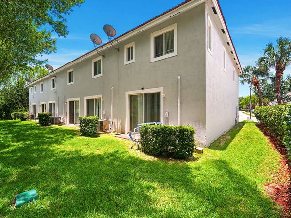 6720 Cypress Walk Terrace, Tamarac, FL 33321
