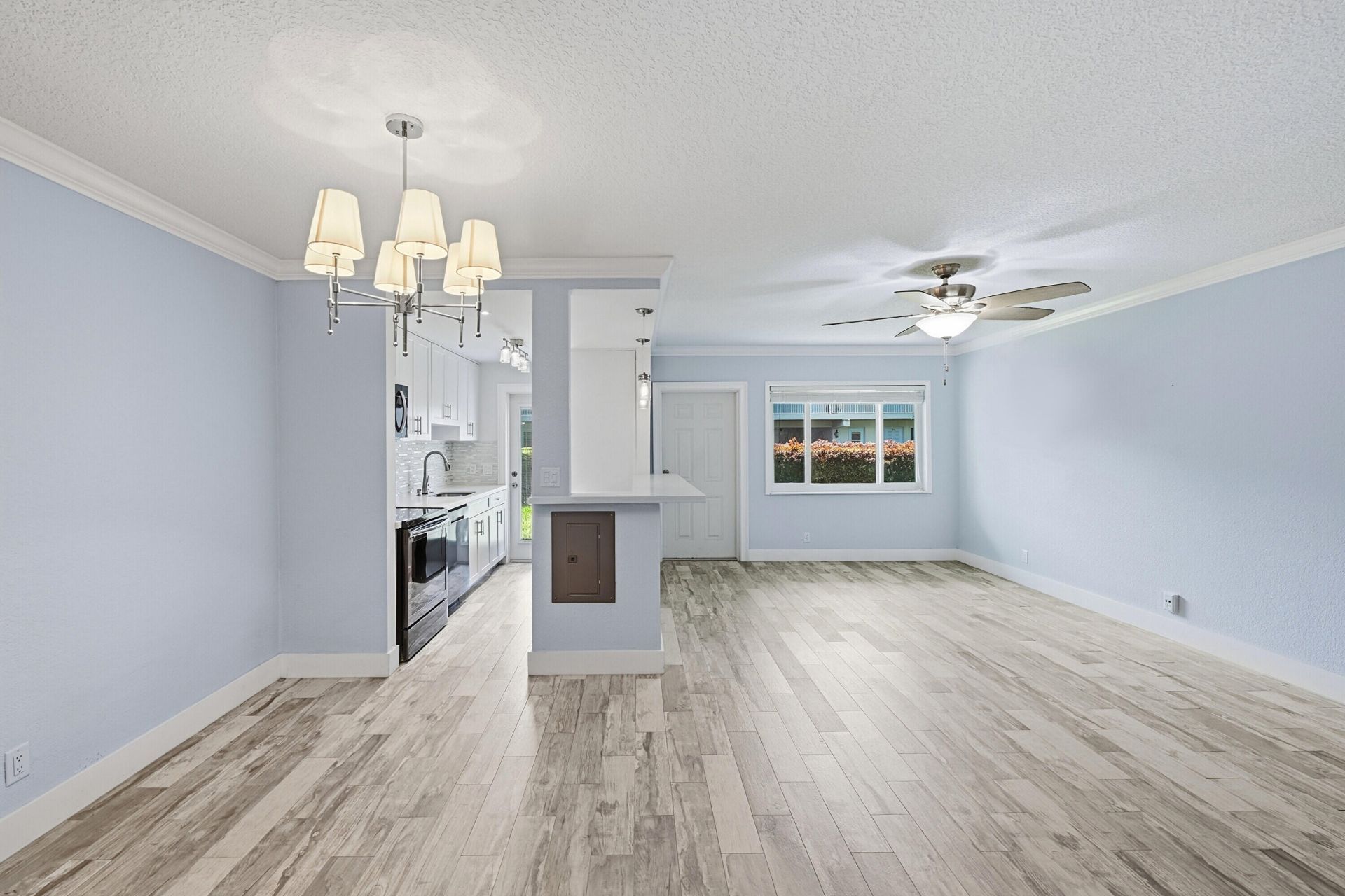 2110 NE 42nd Street, Unit 2b, Lighthouse Point, FL 33064 Photo
