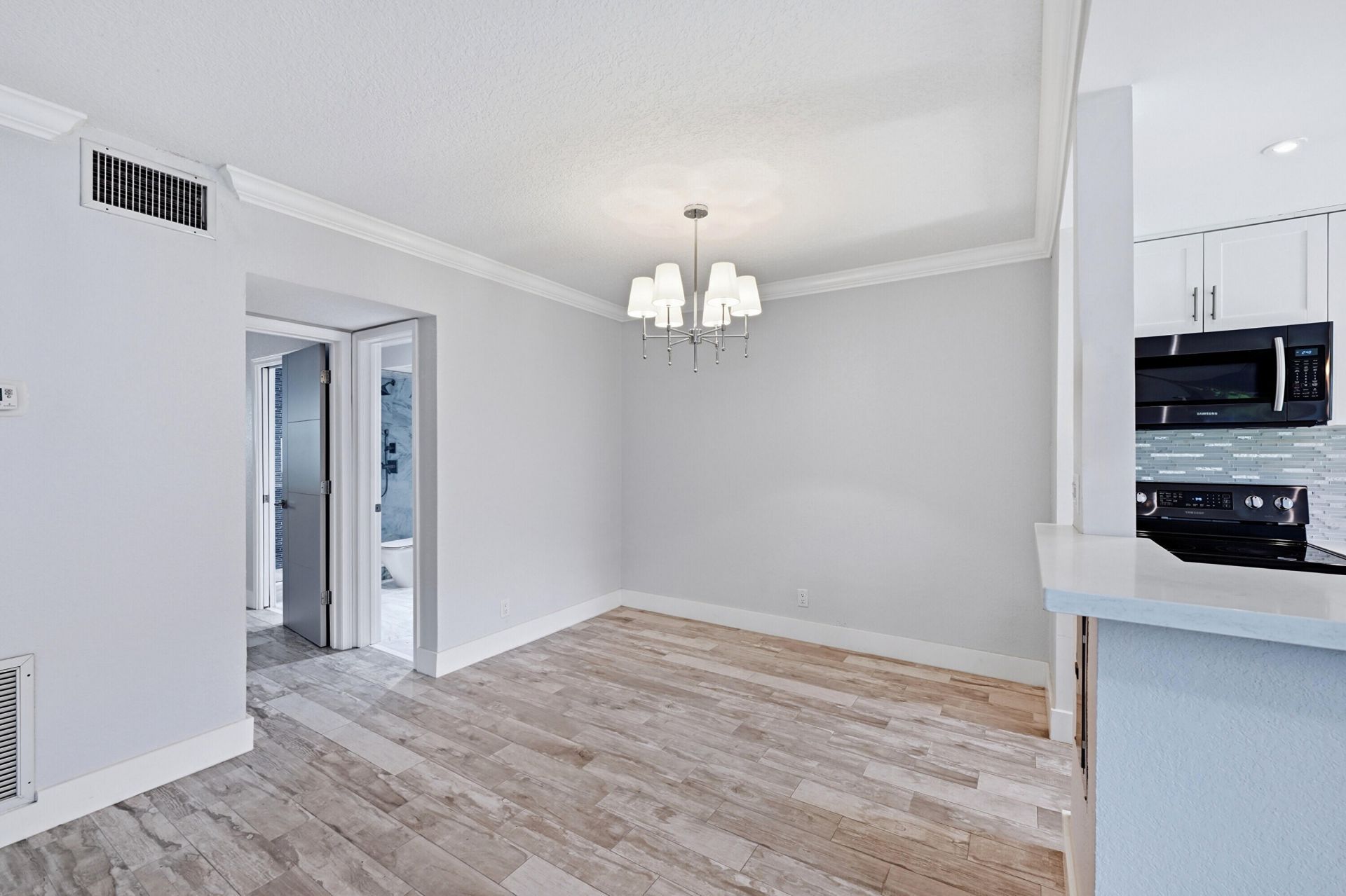 2110 NE 42nd Street, Unit 2b, Lighthouse Point, FL 33064 Photo
