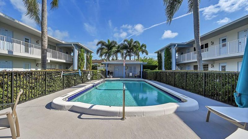 2110 NE 42nd Street, Unit 2b, Lighthouse Point, FL 33064 Photo